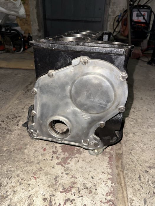 Столик з блоку авто .