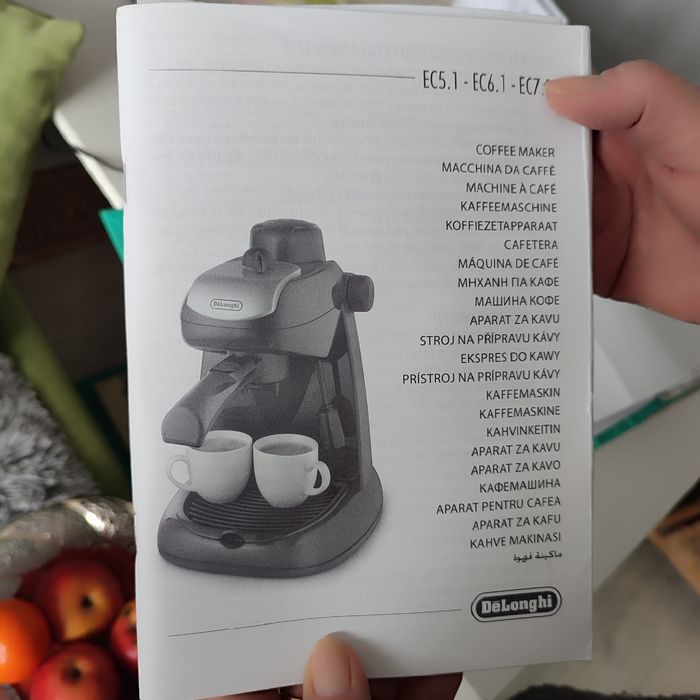 Ekspres kolbowy DeLonghi