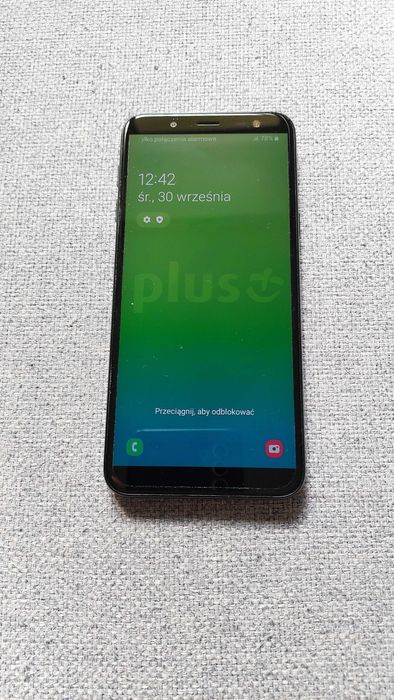Smartfon Samsung Galaxy J6 Dual sim, z pudełkiem w bardzo dobrym stanie