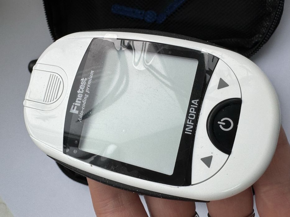 Глюкометр Файнтест Finetest Auto-coding Premium Infopia