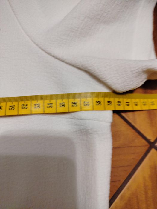 Bluzeczka są z ozdobą