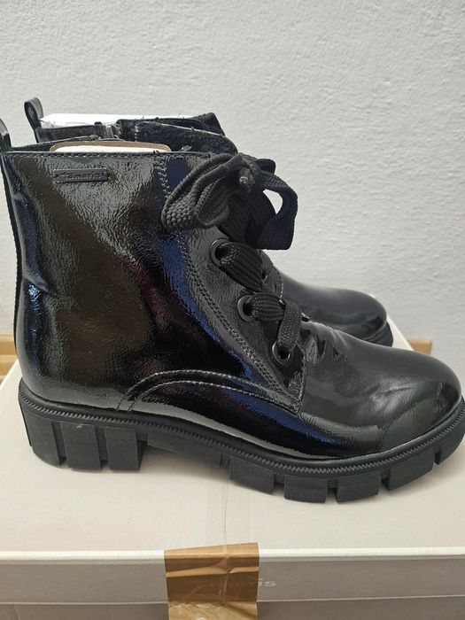 Tamaris botki skóra lakierowana gruba podeszwa 41