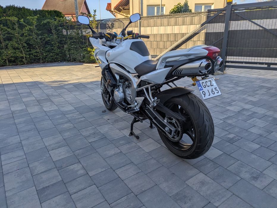 Yamaha fz6 GT ABS  biała 600 idealny mały przebieg
