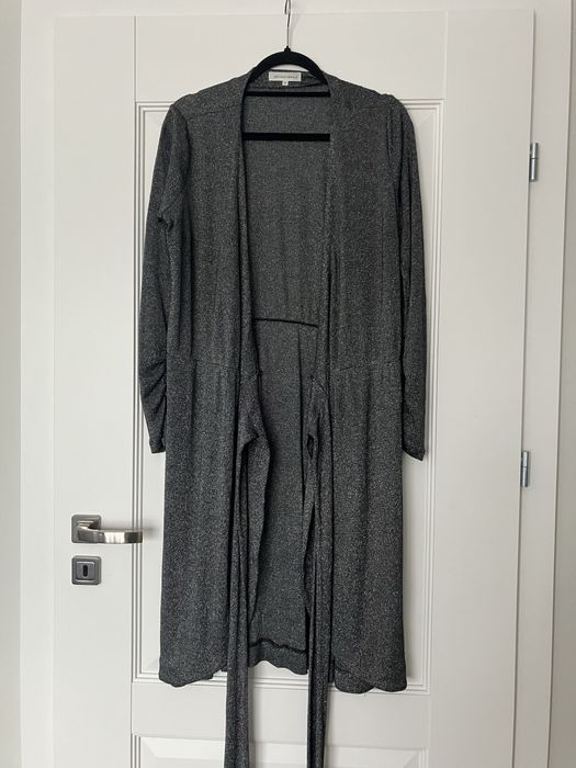 Kopertowa sukienka blyszczaca