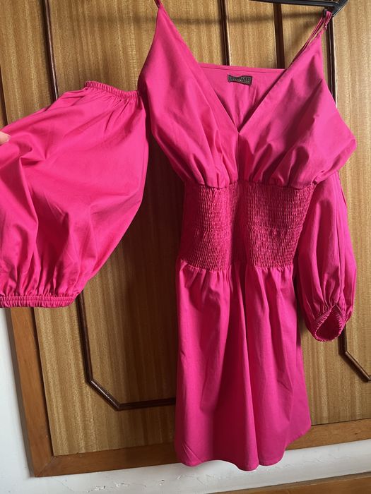Vestido Colcci rosa,com mangas de balão,tamanho S