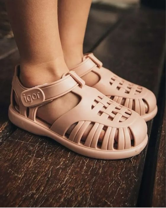 Сандалі Igor Tobby