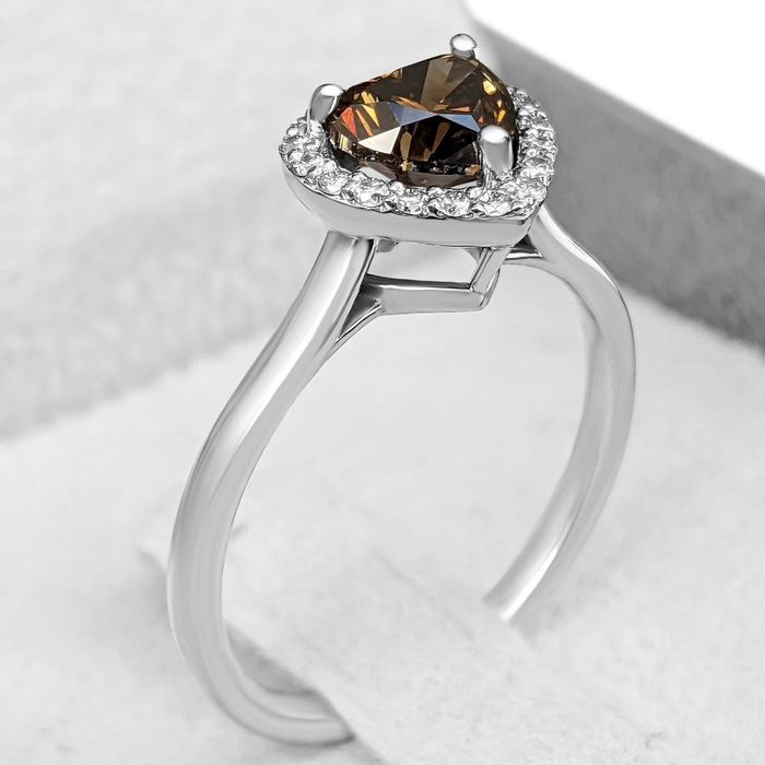 Pierścionek Zaręczynowy z Diamentem 1.15 ct wycena 34OOO pln.