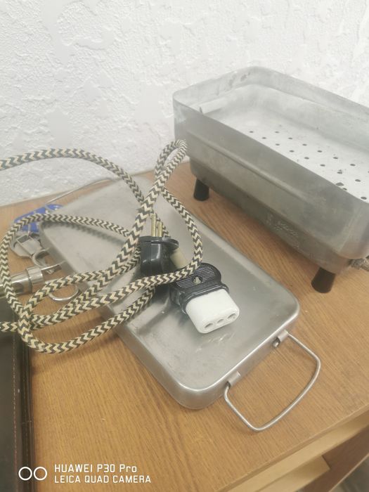 Зажими, пінцети, шприци, голки