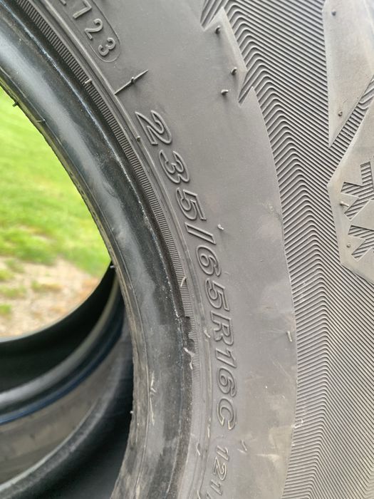 2x zima  Nexen BUS 235/65/16C