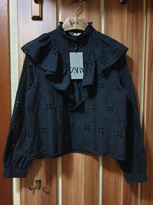 Новий топ XS блуза Zara 100% коттон жіноча бавовна хлопок сорочка рубашка кофта водолазка гольф кружево вишивка вишиванка cos Massimo Dutti