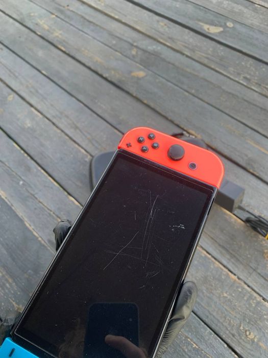 Nintendo switch oled 64gb