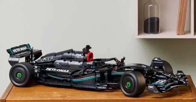 Конструктор Technic‼️НОВИЙ‼️Mercedes F1 AMG на 1642 деталей Lego 42171
