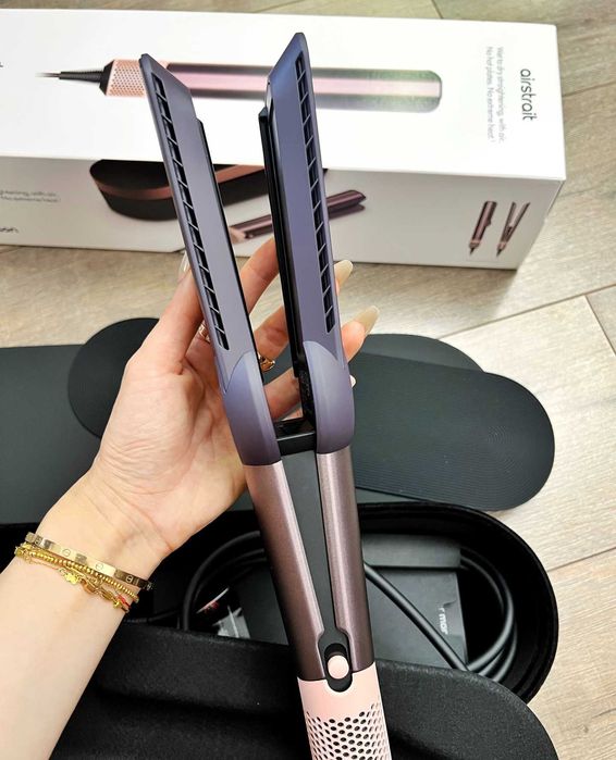 NOWA inteligentna prostownica do włosów Dyson airstrait gwarancją