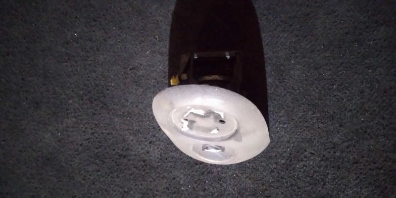 Fecho Da Mala Opel Corsa B (S93)