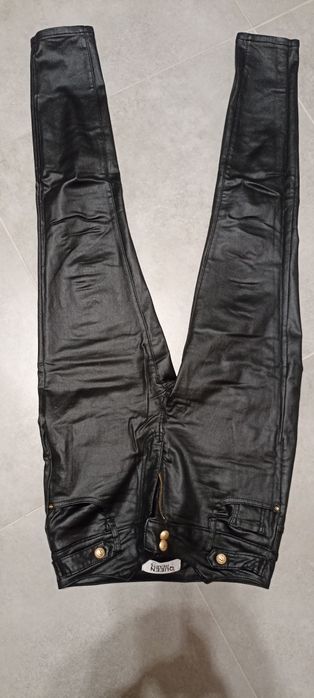 Spodnie wiskozowe a'la skóra