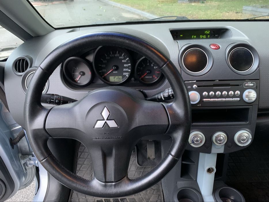 Mitsubishi Golt 1,3газ бензин
