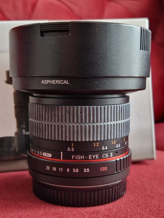 Samyang 3.5/8mm Fish Eye Canon CSII