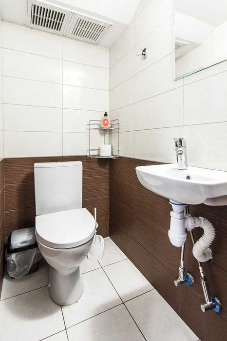 СВЕТ ЕСТЬ!_ТЕПЛО_ Преображенская/Дерибасовская . В 2 уровнях. Парковка