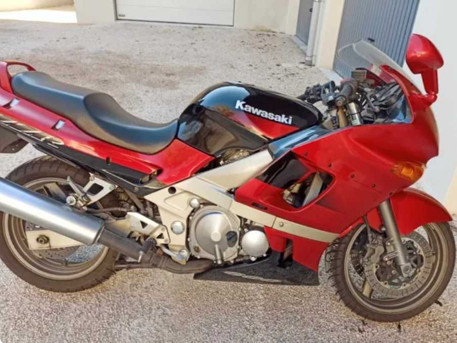 Kawasaki zzr 600