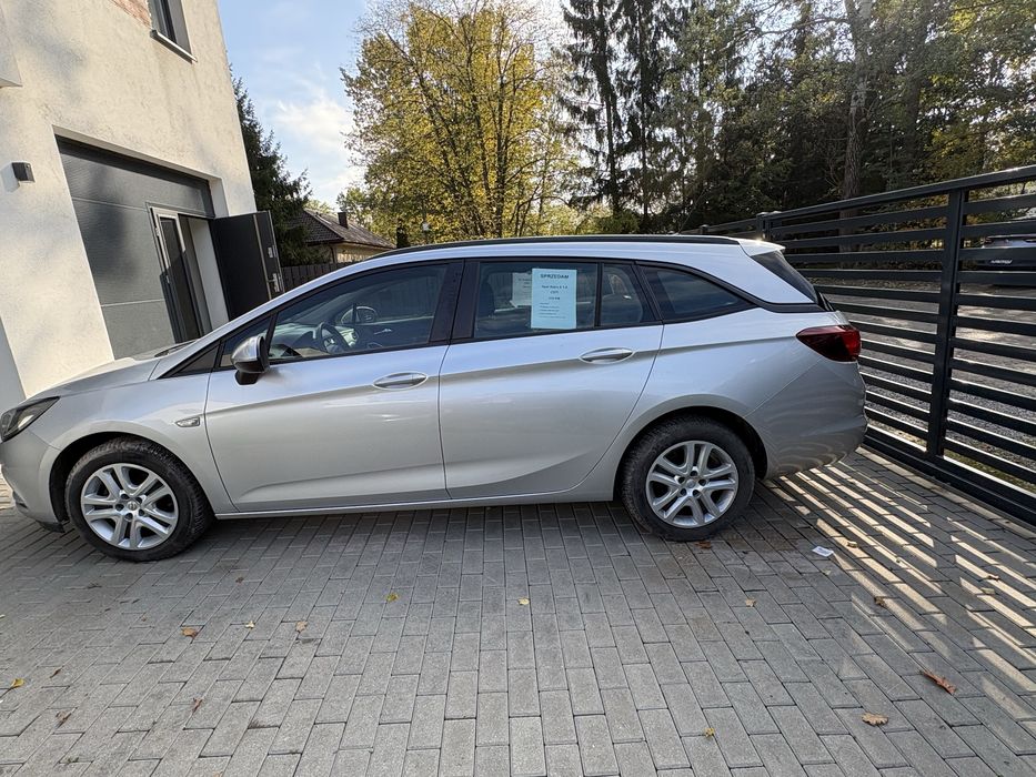 Opel Astra  1.6 CDTI