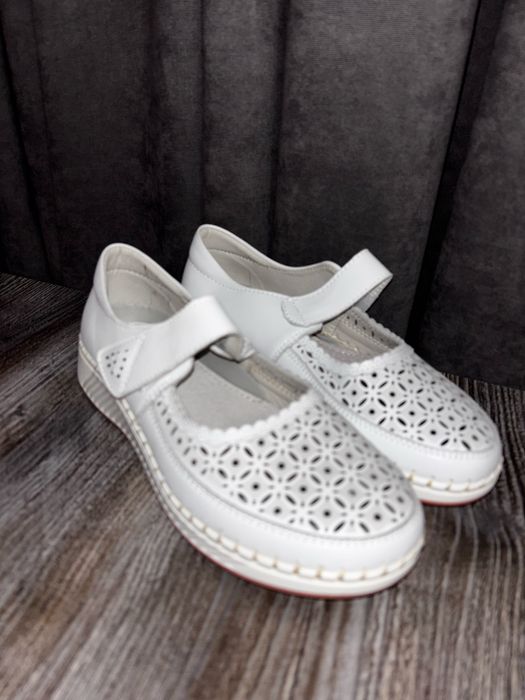 Літні туфлі-макасини