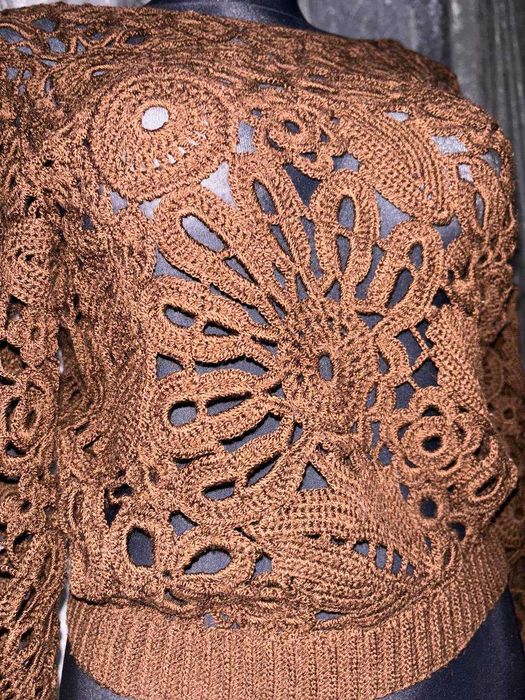 Продам два светри ручної роботи