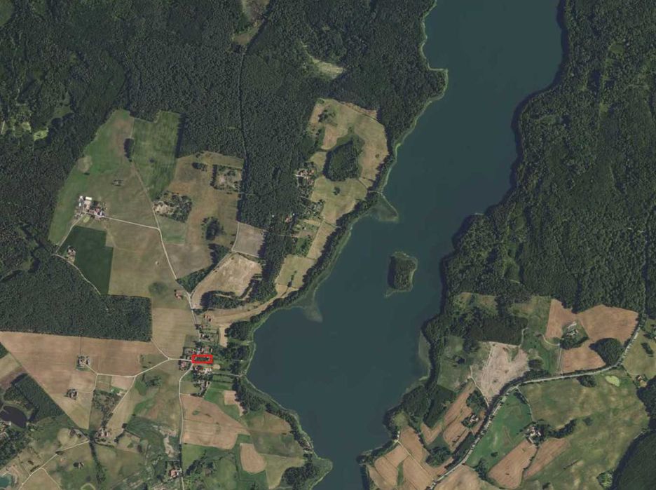 Działka budowlana nad jeziorem Tejstymy we wsi Biesówko – bezpośrednio