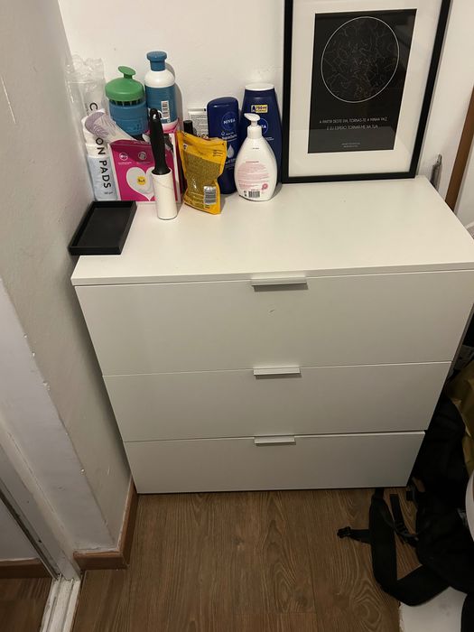 Comoda ikea 3 gavetas