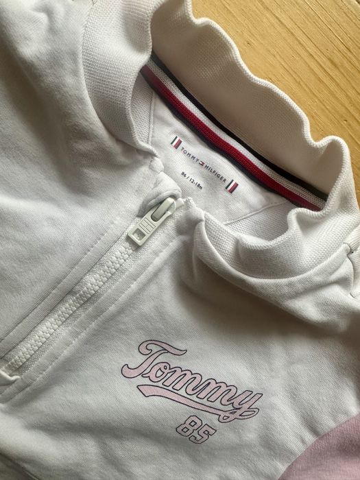 Dres Tommy Hilfiger r.86