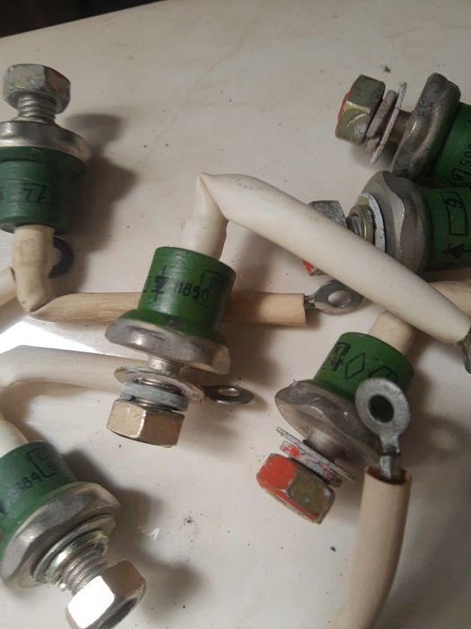 diody prostownicze + RADIATORY