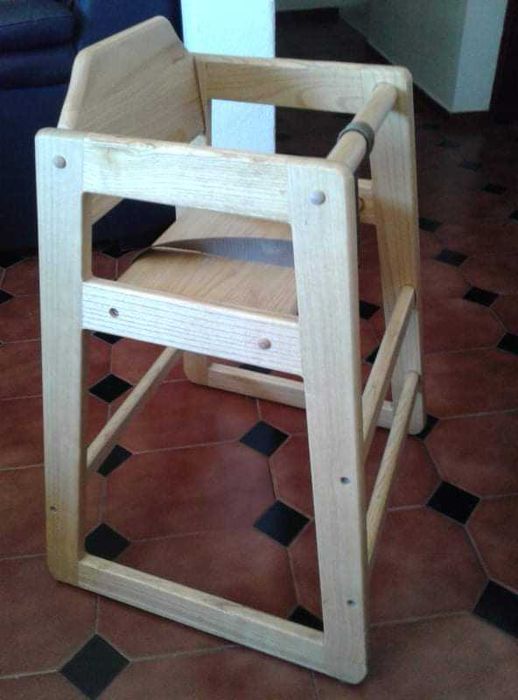 Cadeira Alta INFANTIL em Madeira