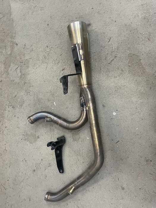 Harley davidson breakout softail tlumik two brothers