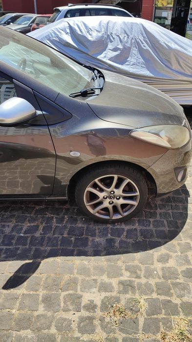 Mazda 2 — fotografia 4