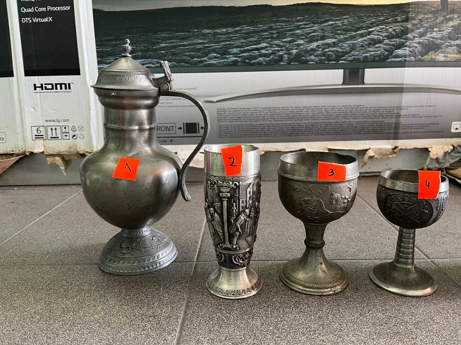 kufle, dzbanki, kieliszki z cyny zdobione