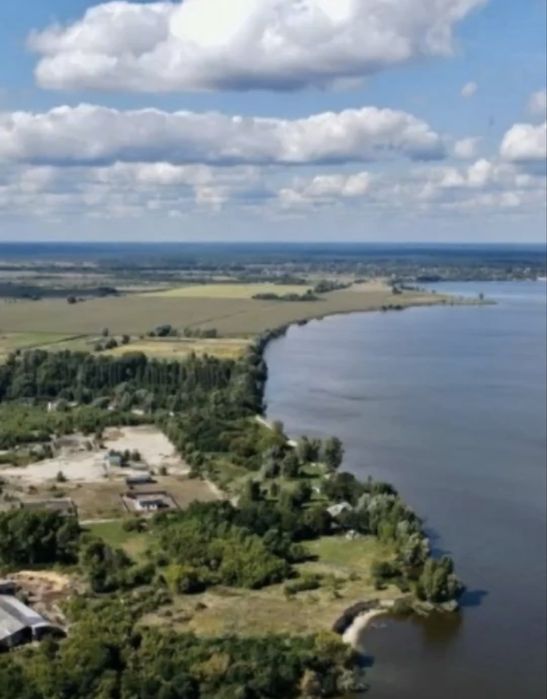 Ділянка 3 га з виходом на Киівське море! Заведено 100 квт.