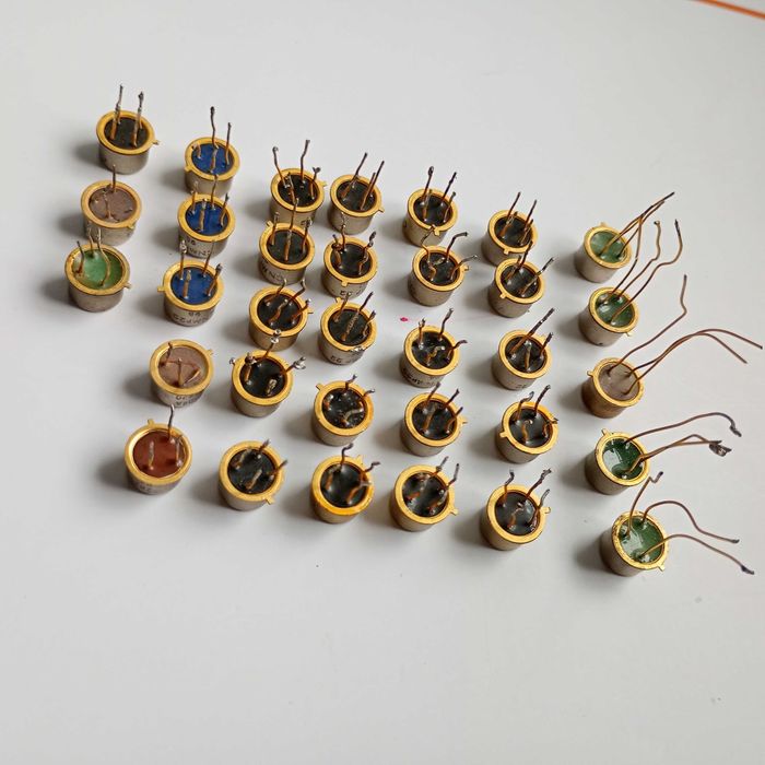 Tranzystor CNMP22, 2N 2904A, 2N397, SFT 229, 226