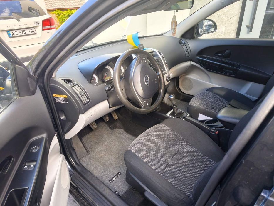 Продам kia ceed 2009 р.