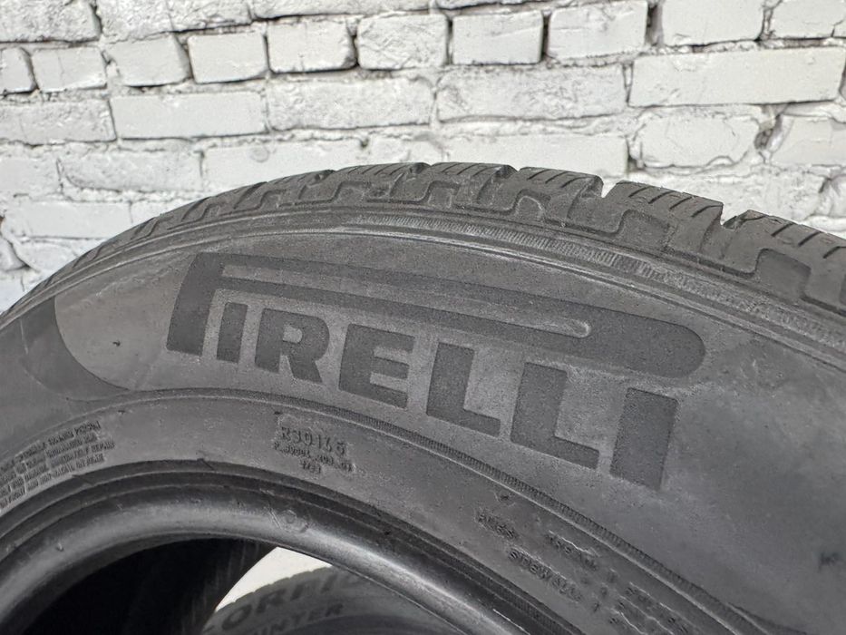 Зимові шини Pirelli 215/65 R17