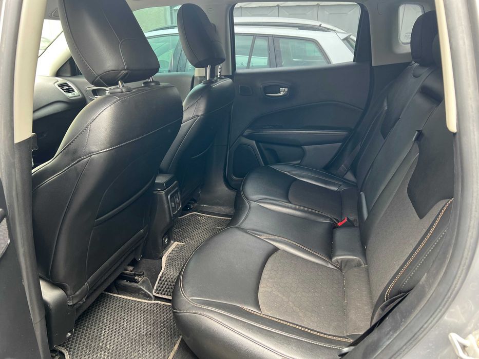 Jeep Compass Latitude 2020 Gray 2.4L