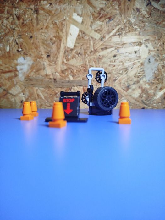 конструктор Iblock МегаCar PL-921-327, белый спорткар