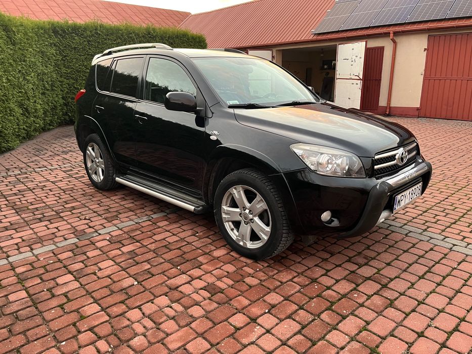 Toyota RAV4 2.2D 177km