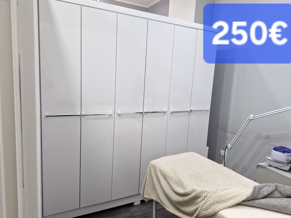 Roupeiro branco lacado