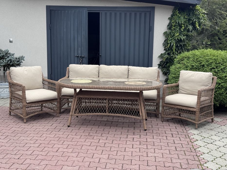 Zestaw mebli obiadowych