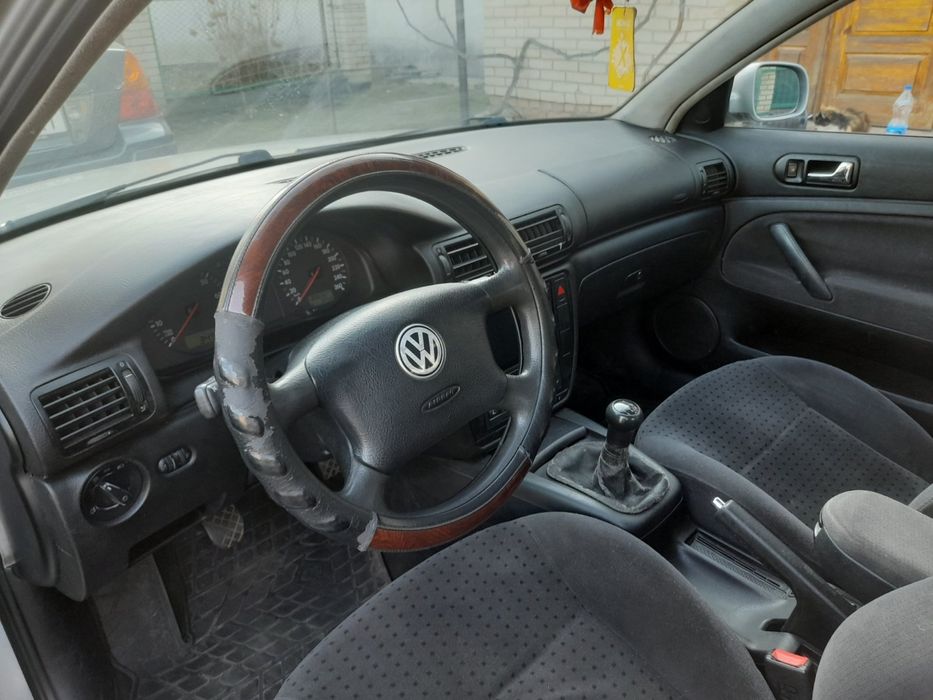 Volkswagen Passat  B5