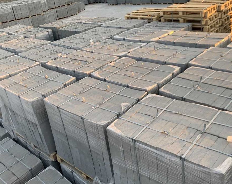 Шлакоблок пустотілий 19х19х39. Карапиші. Доставка