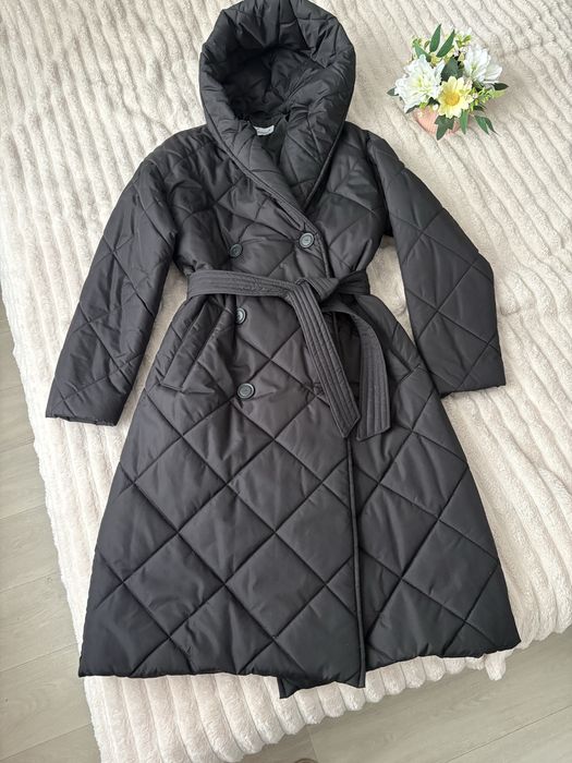 Жіноче демісезонне пальто