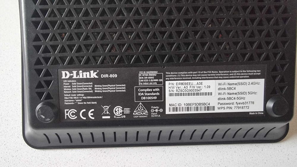 Router D-Link DIR - 809