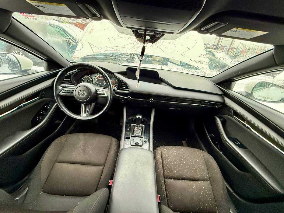 Продам Mazda 3 2019 без ремонту