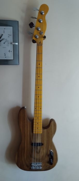 Продам мастеровий бас