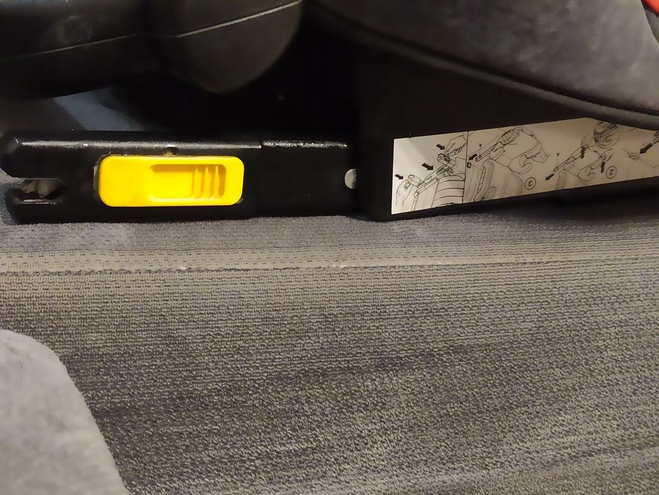 Fotelik dziecięcy RECARO Monza.
